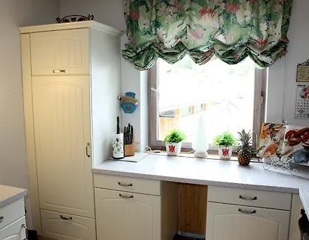 Haus Diel Rose - Helen